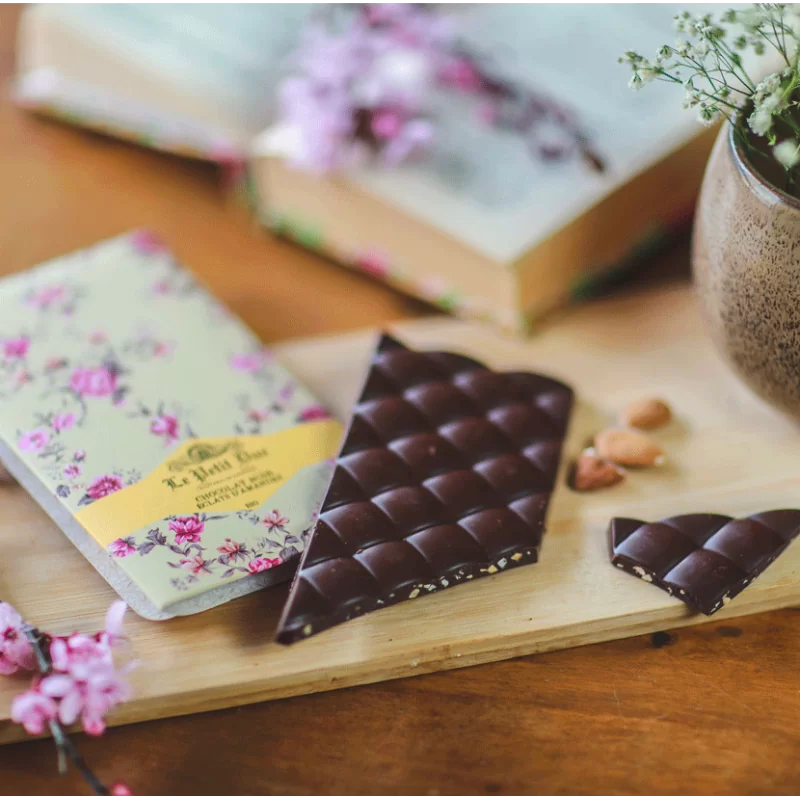 Tablette Chocolat Noir Amandes & Noisettes - chocolat et fruits secs
