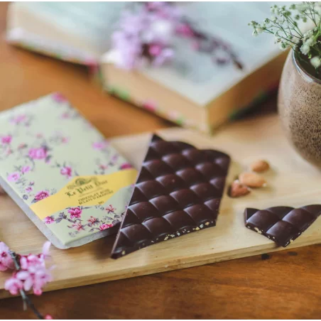 Tablette Chocolat Noir Amandes & Noisettes - chocolat et fruits secs