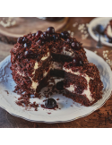 Organic almond & chocolate cake