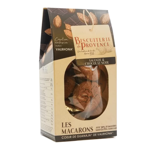 Macarons amande et chocolat Valrhona®