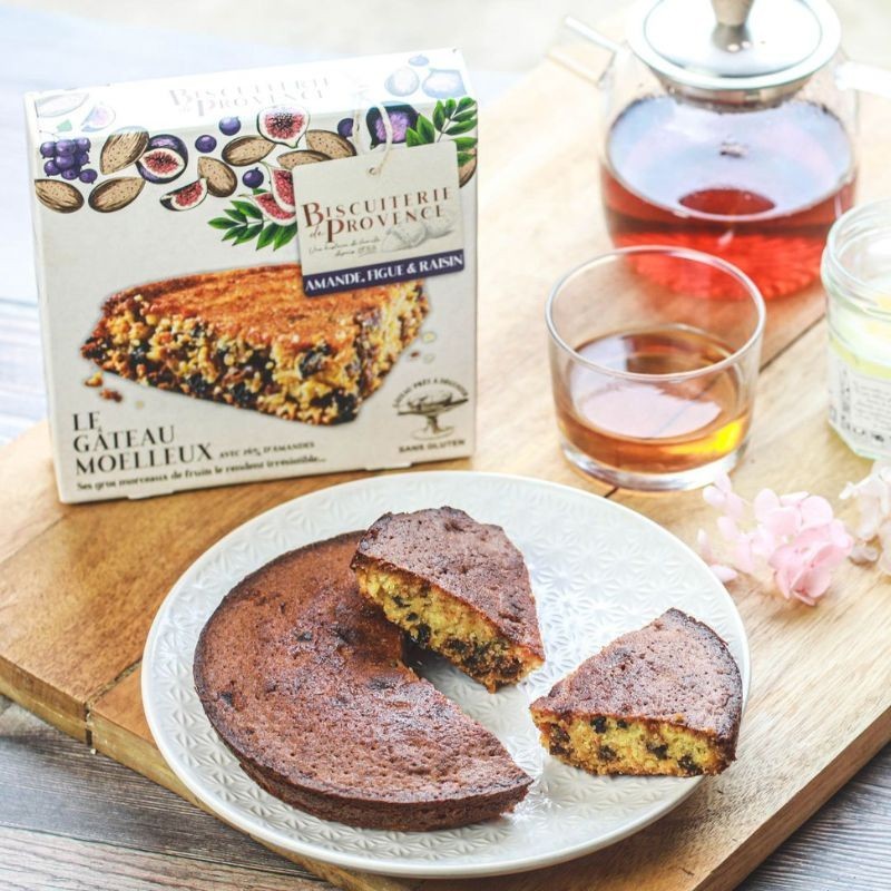 Almond and fig cake - gluten-free delicacy