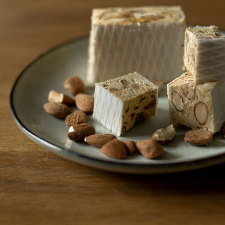 Barre de Nougat Classique - Nougat blanc aux amandes et au miel du Petit Duc