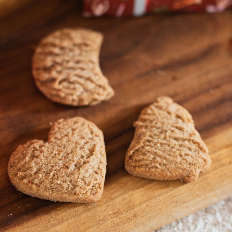 Organic Christmas Cinnamon Shortbread - Gourmet Christmas gift