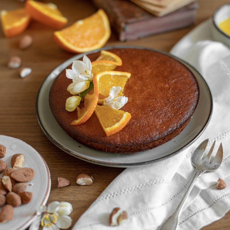 Gâteau amande et orange - plus de 25 % d'amandes et 20 % d'oranges sont présents dans ce gâteau amande et orange.