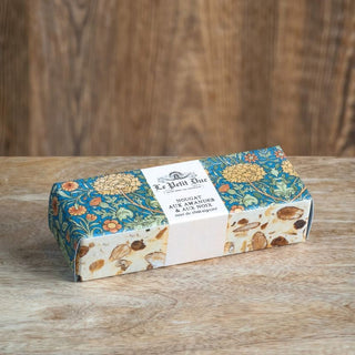 Barre de Nougat Des Cévennes - Nougat Des Cévennes aux Amandes et aux Noix sur une base de miel de châtaignier