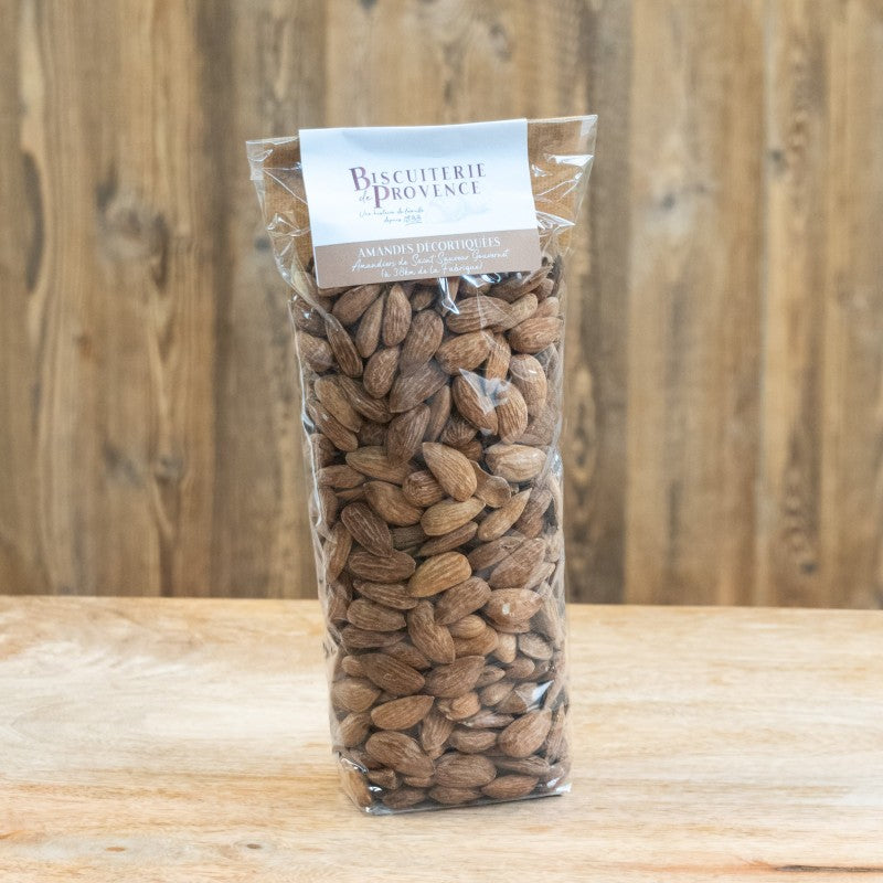 amandes en vrac - biscuiterie de provence