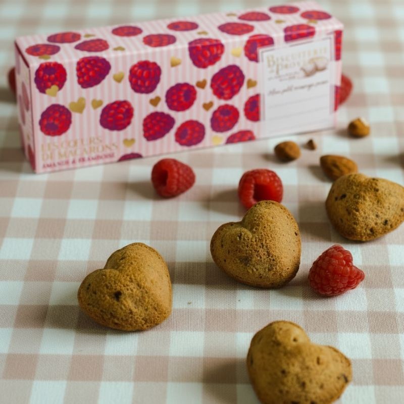 Coeurs de Macarons Amande et Framboise